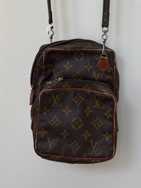 Louis Vuitton Brown Monogram Canvas Messenger Crossbody